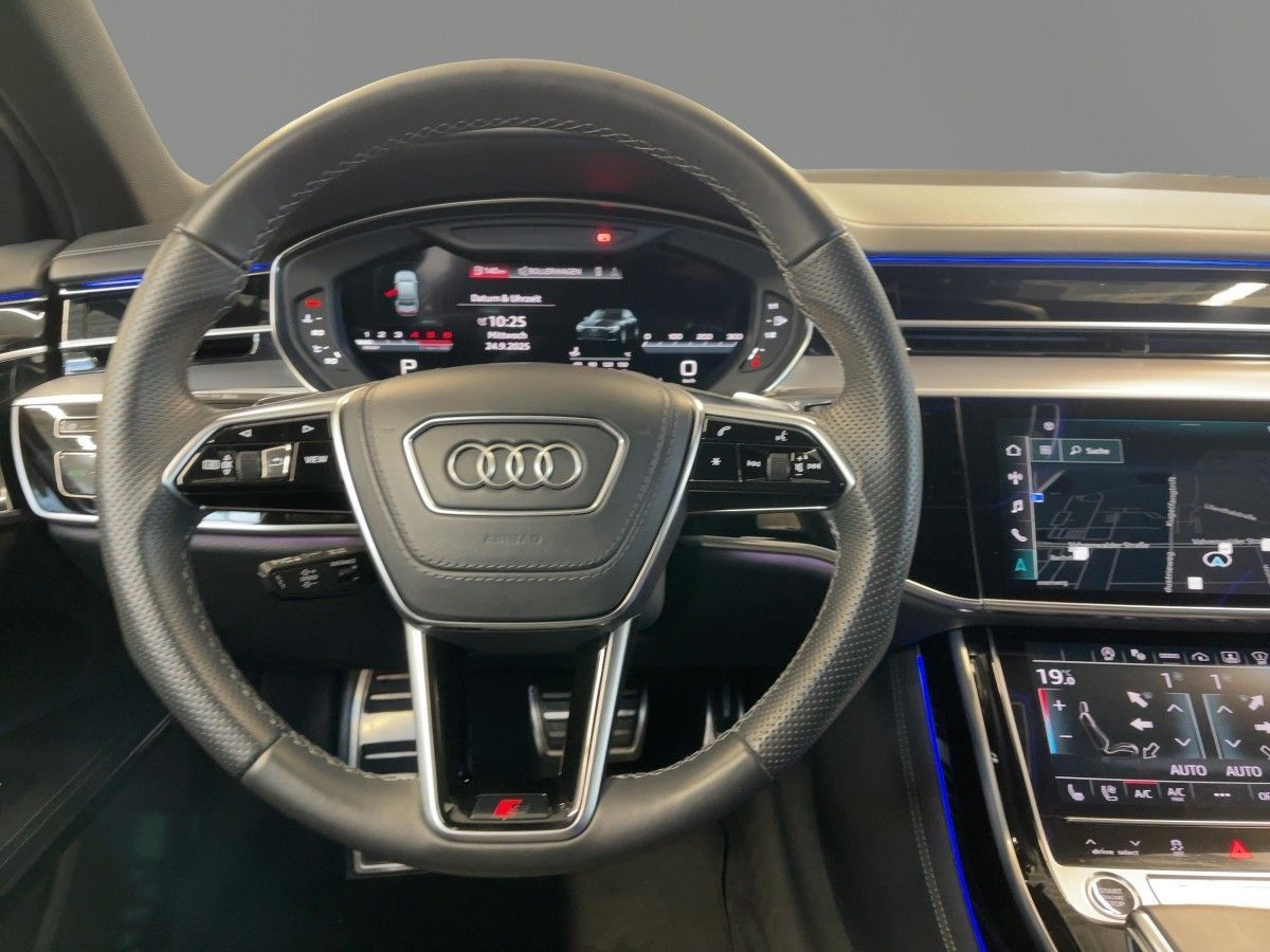 Audi A8 - Bild 10