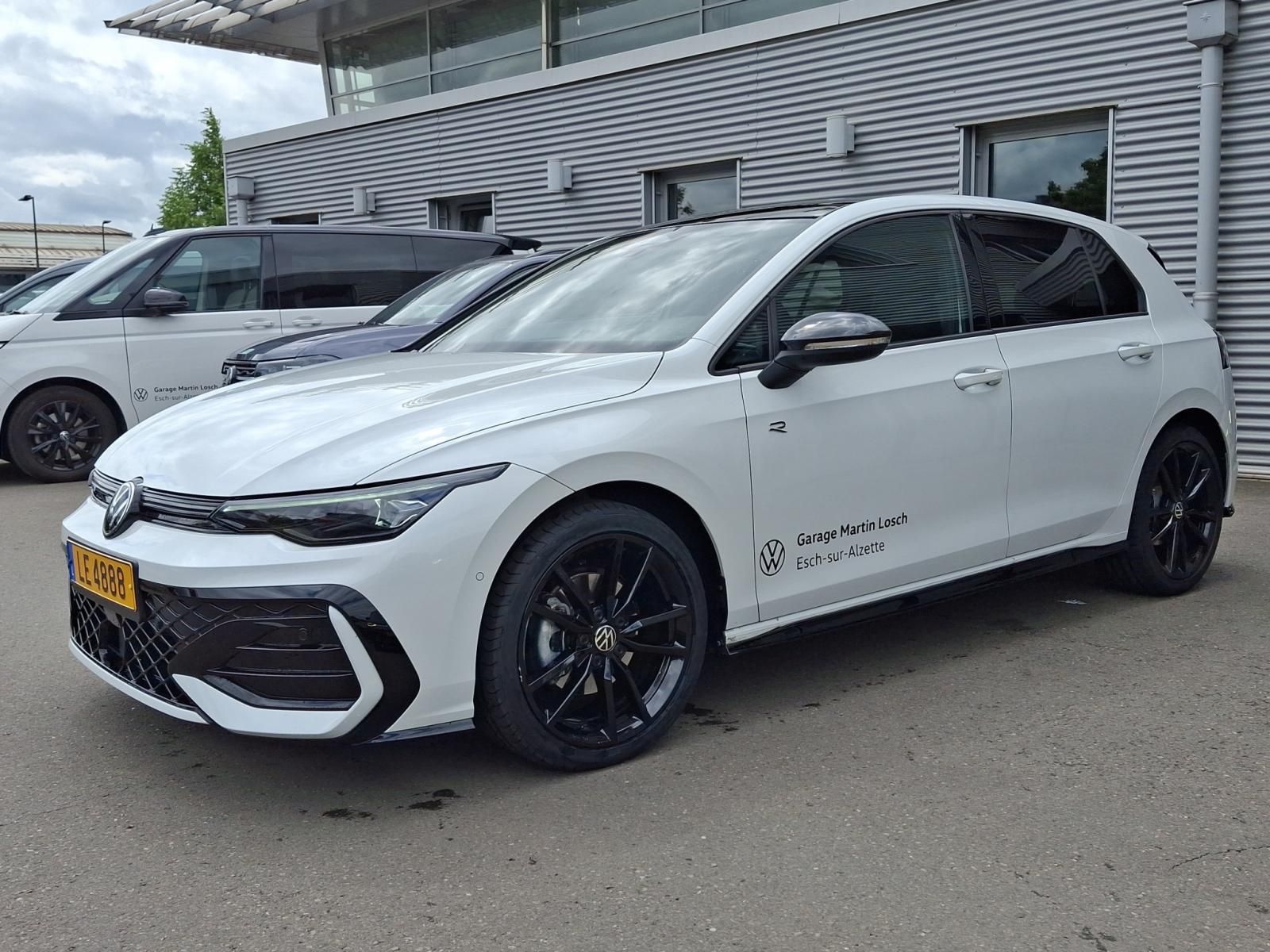 Volkswagen Golf R-Line