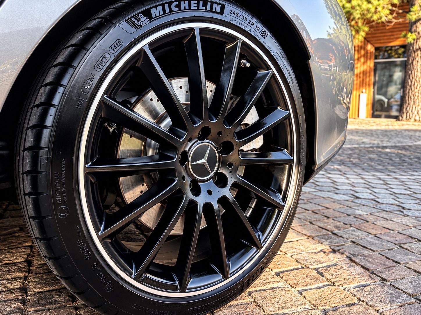 Mercedes-Benz CLA 35 AMG 4Matic 1.Hand MB-LED,360°Kam Panorama foto 11