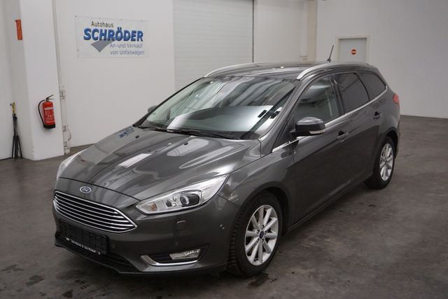 Ford Focus 1.5 Turnier Titanium Aut. *Kamera*Navi*SHZ