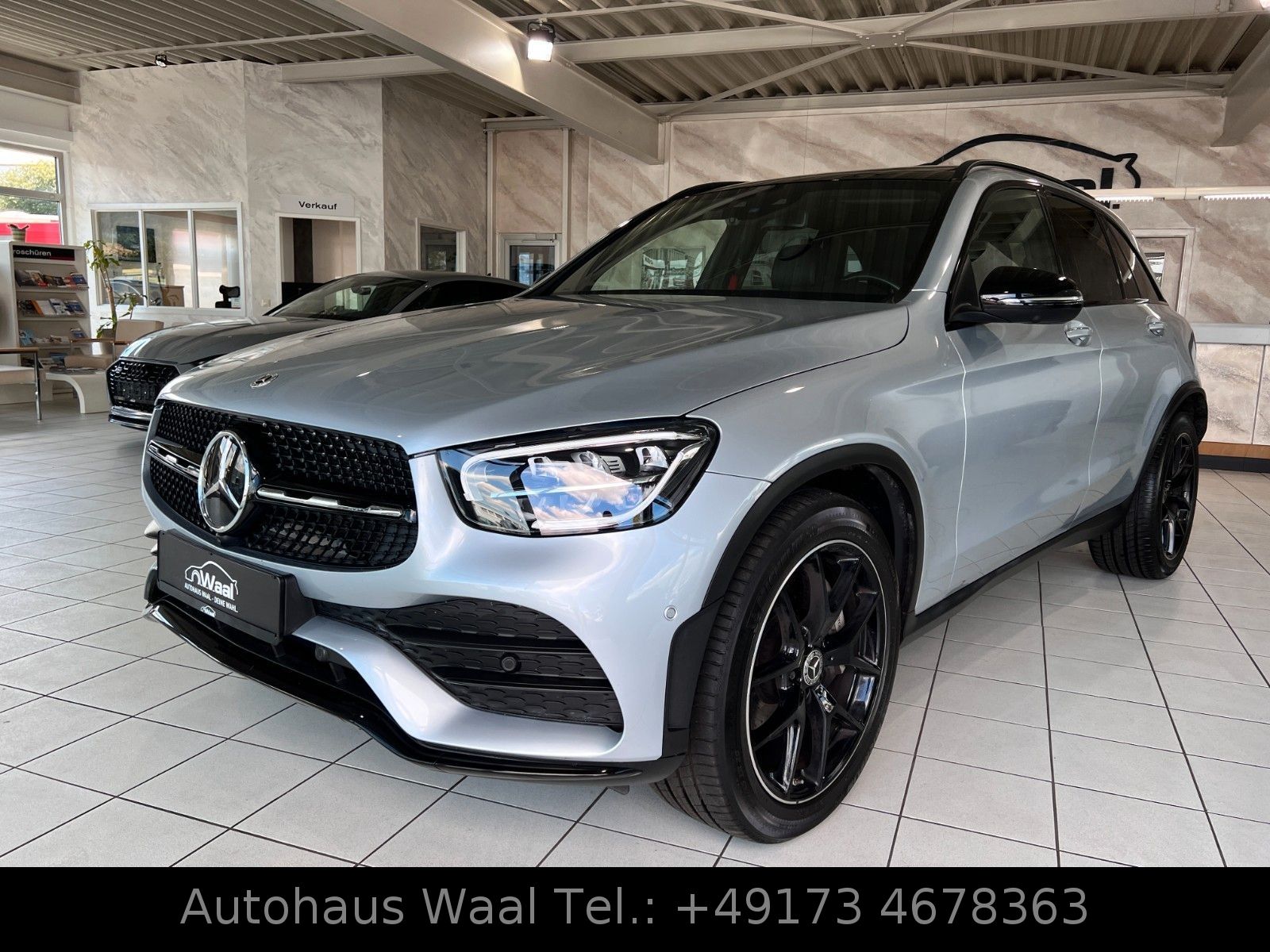 MERCEDES-BENZ GLC 300d 4M | AMG | PANO | MEMORY | 360°K | AHK