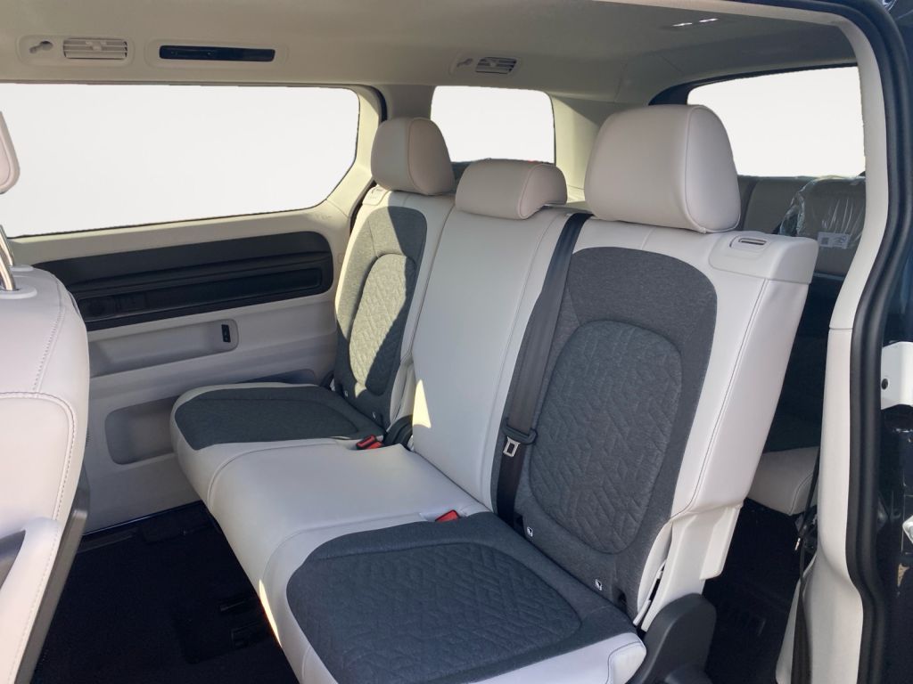 Fahrzeugabbildung Volkswagen ID. Buzz LR Pro AHZV 5 Jahre Garantie