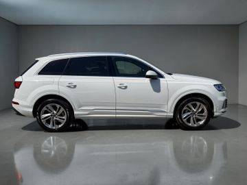 Audi Q7 - 7