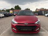 Hyundai i20 blue Style Sportsitze Sportpake Sport Lenkra - Hyundai i20: Sport