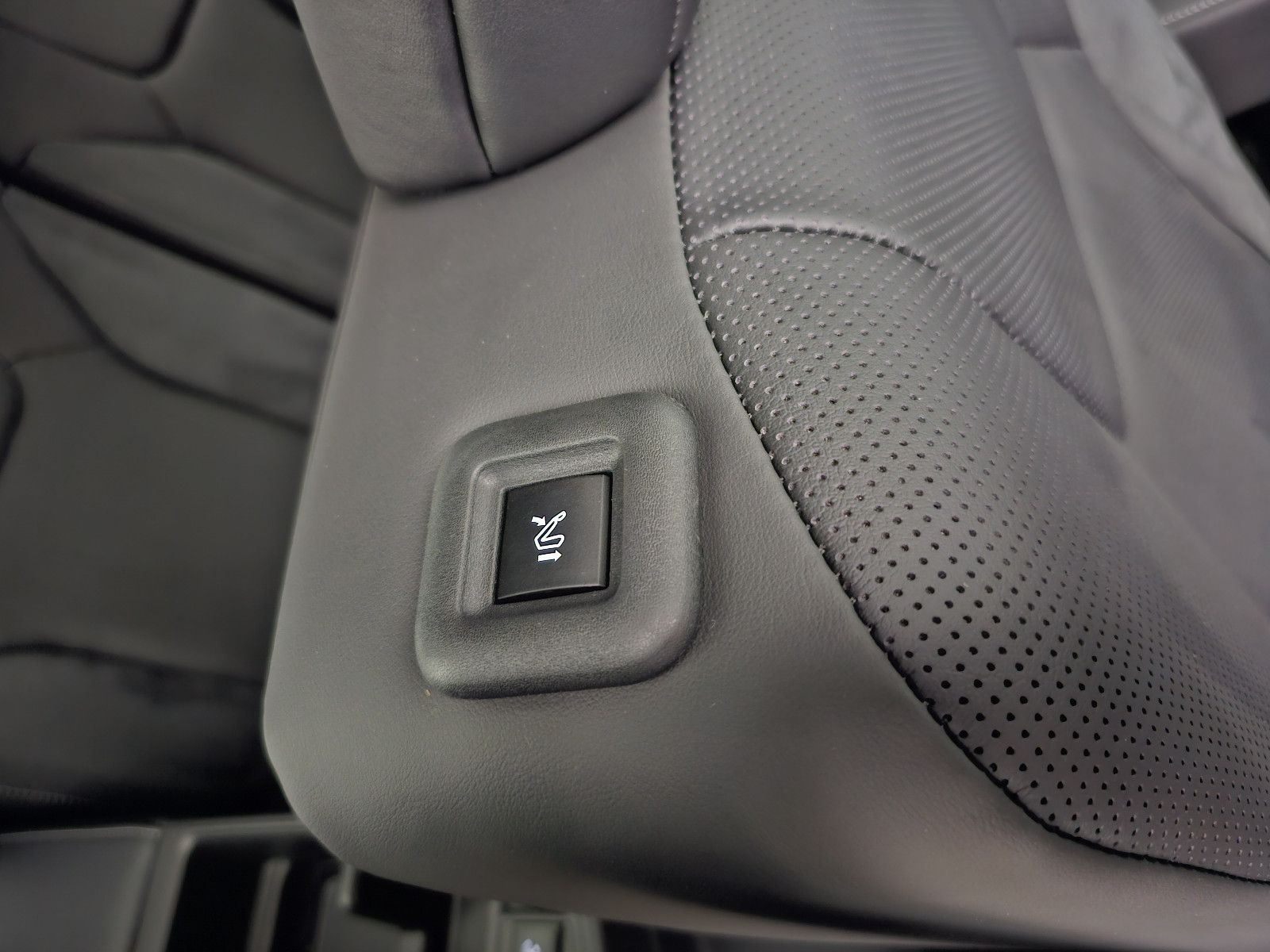 Fahrzeugabbildung Lexus TX500H FSport3 Hybrid T1 72.000 EURO!Stock!