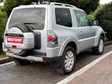 Mitsubishi Pajero 3,2  Automatik/TüvNeu/Garantie/1Vorbesitz - Mitsubishi aus 2009