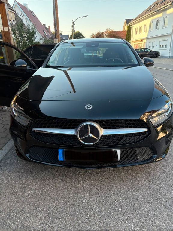 Image of Mercedes-Benz A 180