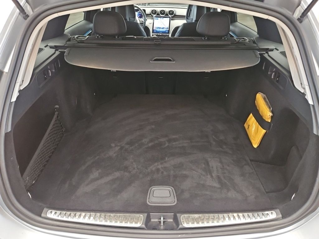Fahrzeugabbildung Mercedes-Benz C 180 T Avantg. Distronic+ LED SHZ Ambie.