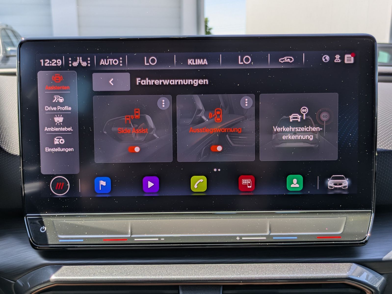 Fahrzeugabbildung CUPRA Leon 1.5 eTSI DSG MATRIX-LED*ACC*AHK*KAMERA*18"