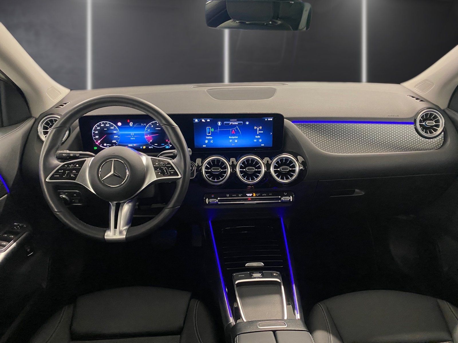 Fahrzeugabbildung Mercedes-Benz GLA 200 Progressive*Totwink*LED*Kamera*Easy-Pack