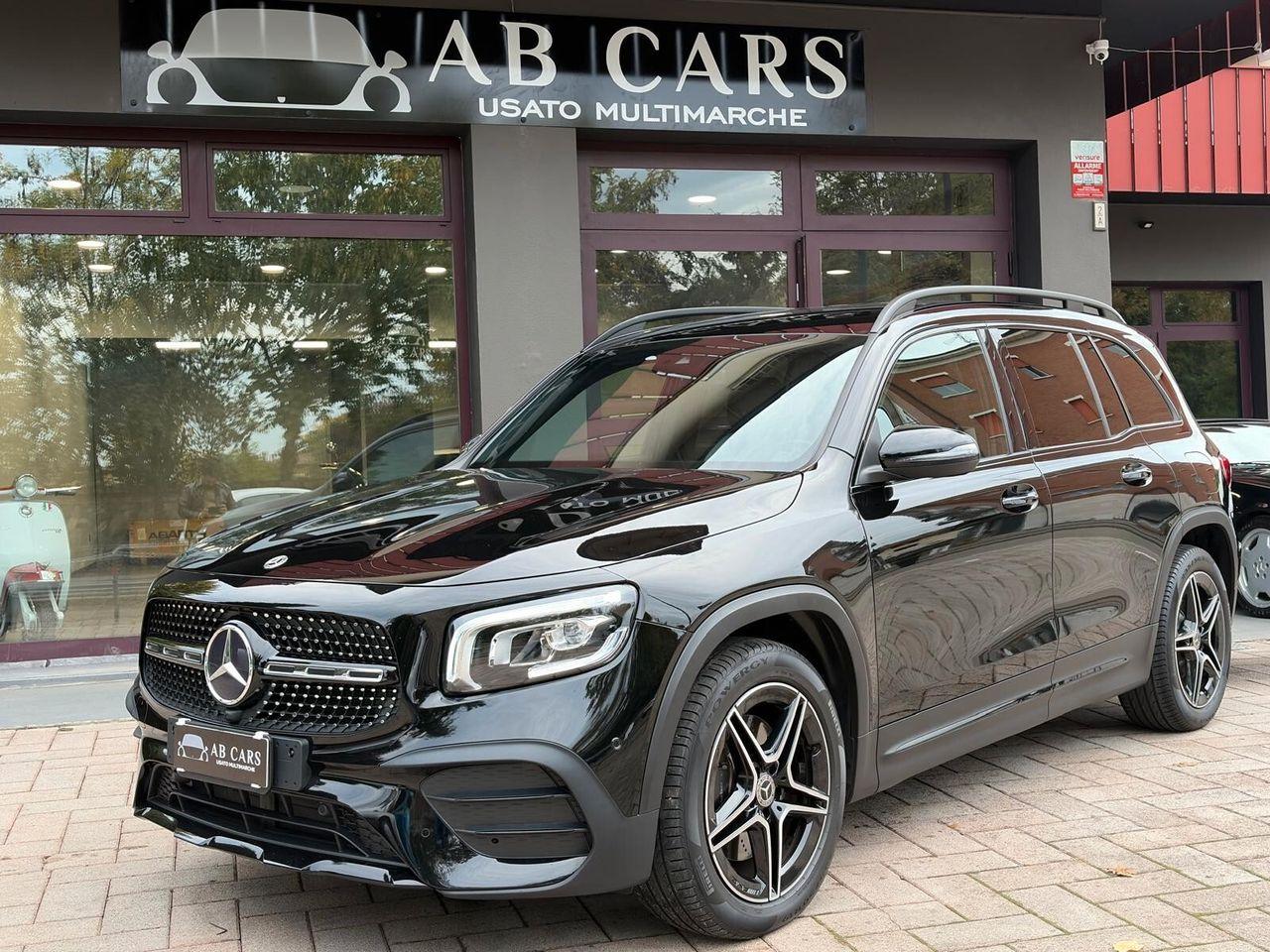 Mercedes-Benz GLB 220
