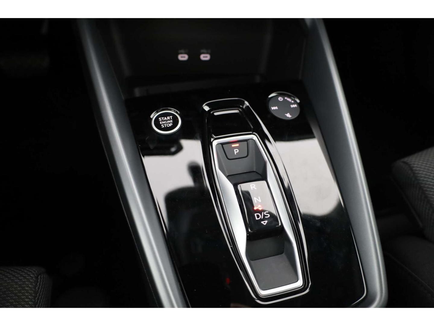 Audi A3 Sportback TFSI S-Tronic NAV/RFK/Sportsitze, миниатюра 17
