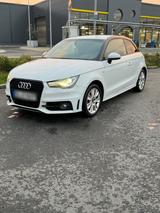 Audi AUDI A1 1.6 TDI S-line - Audi A4: Kleinwagen