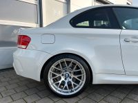 BMW 1er M Coupé DE-FZG BMW-SCHECKH NAV-PROF SHADOW-L bei Autohaus Landmann & Maier OHG