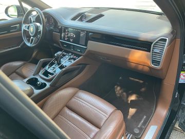 Porsche Cayenne - 9