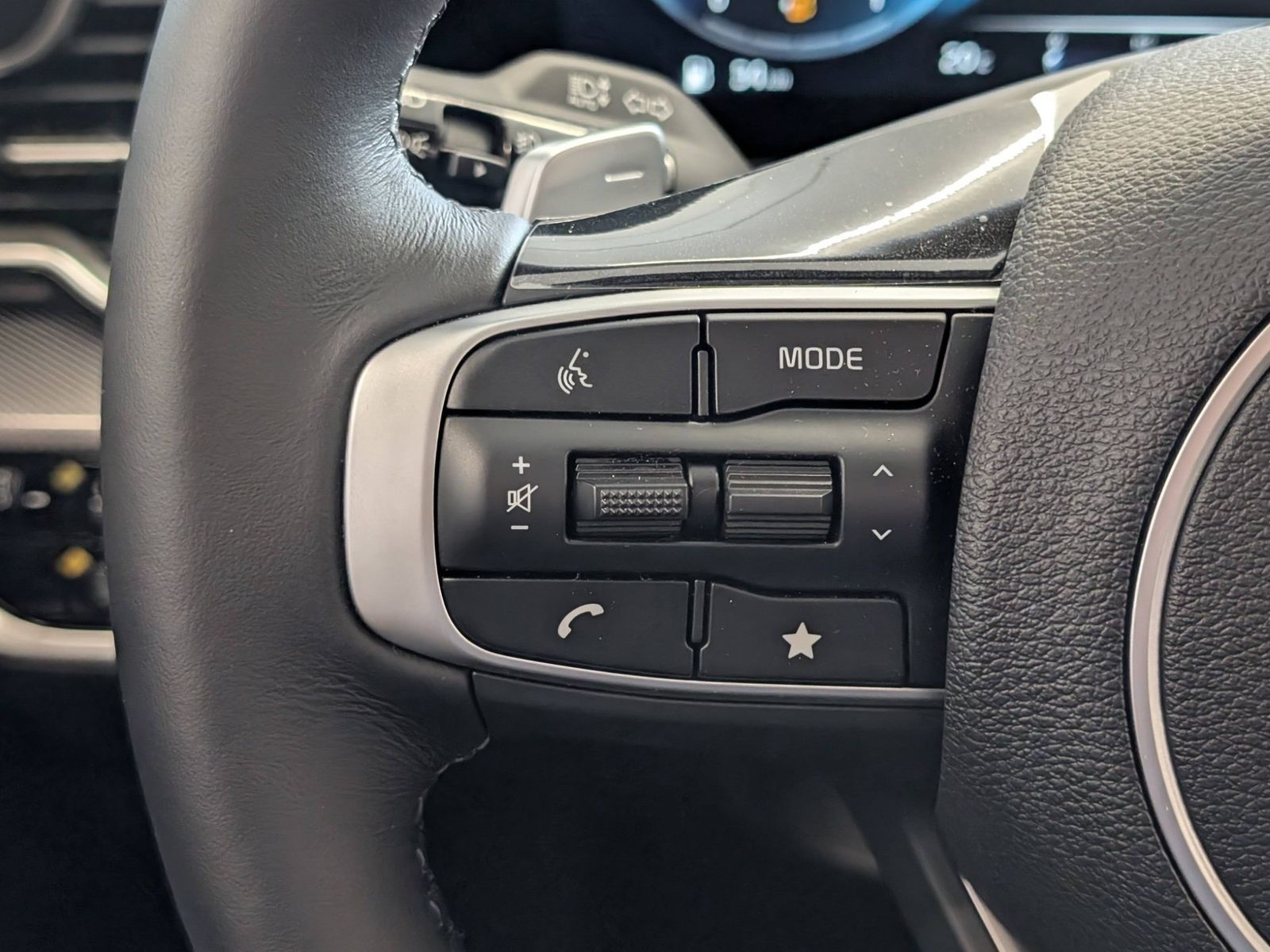 KIA Sportage 1.6 T-GDI HEV AWD Nightline Schiebedach – Bild 29