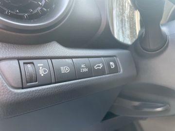 Toyota C-HR 2.0 Plug-In Hybrid Team D *0,5%*LED*NAV*SHZ