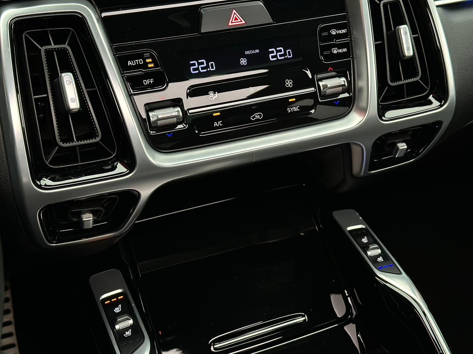 KIA Sorento 2.2CRDi PLATINUM 4WD* LED#4xSHZ#LH#KEYLE - Image 15