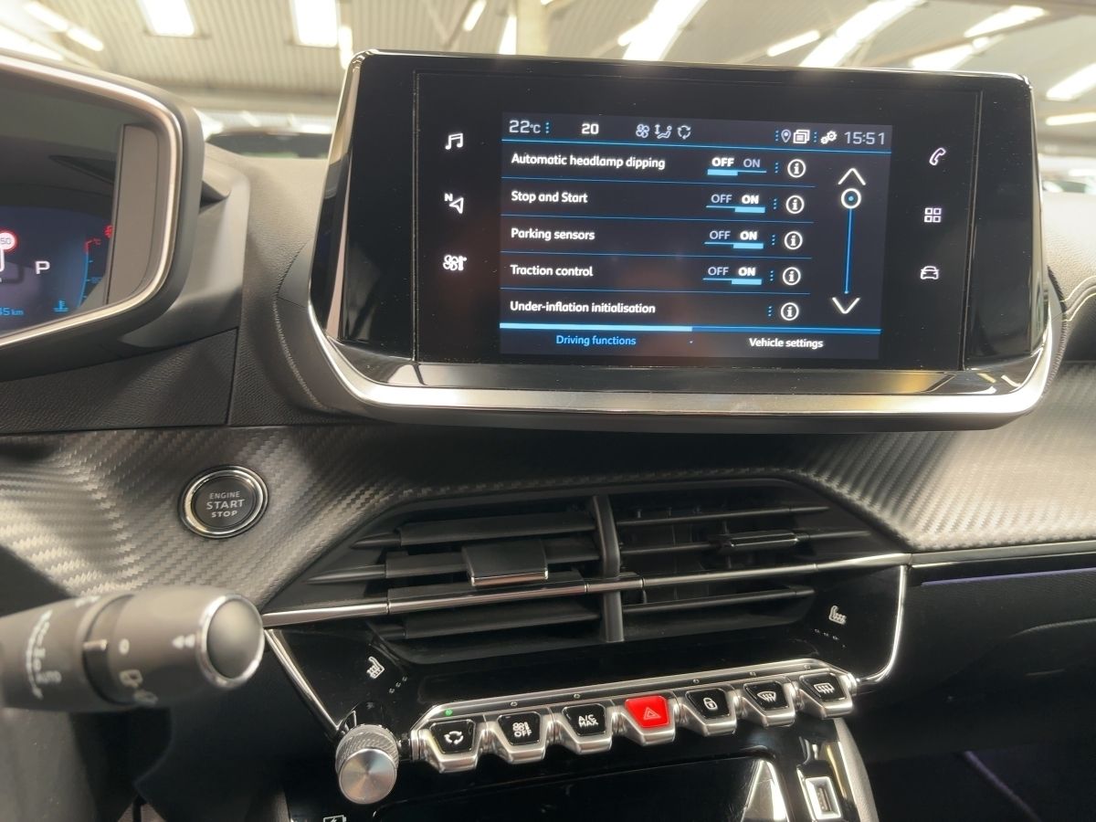 Peugeot 208 - Bild 14