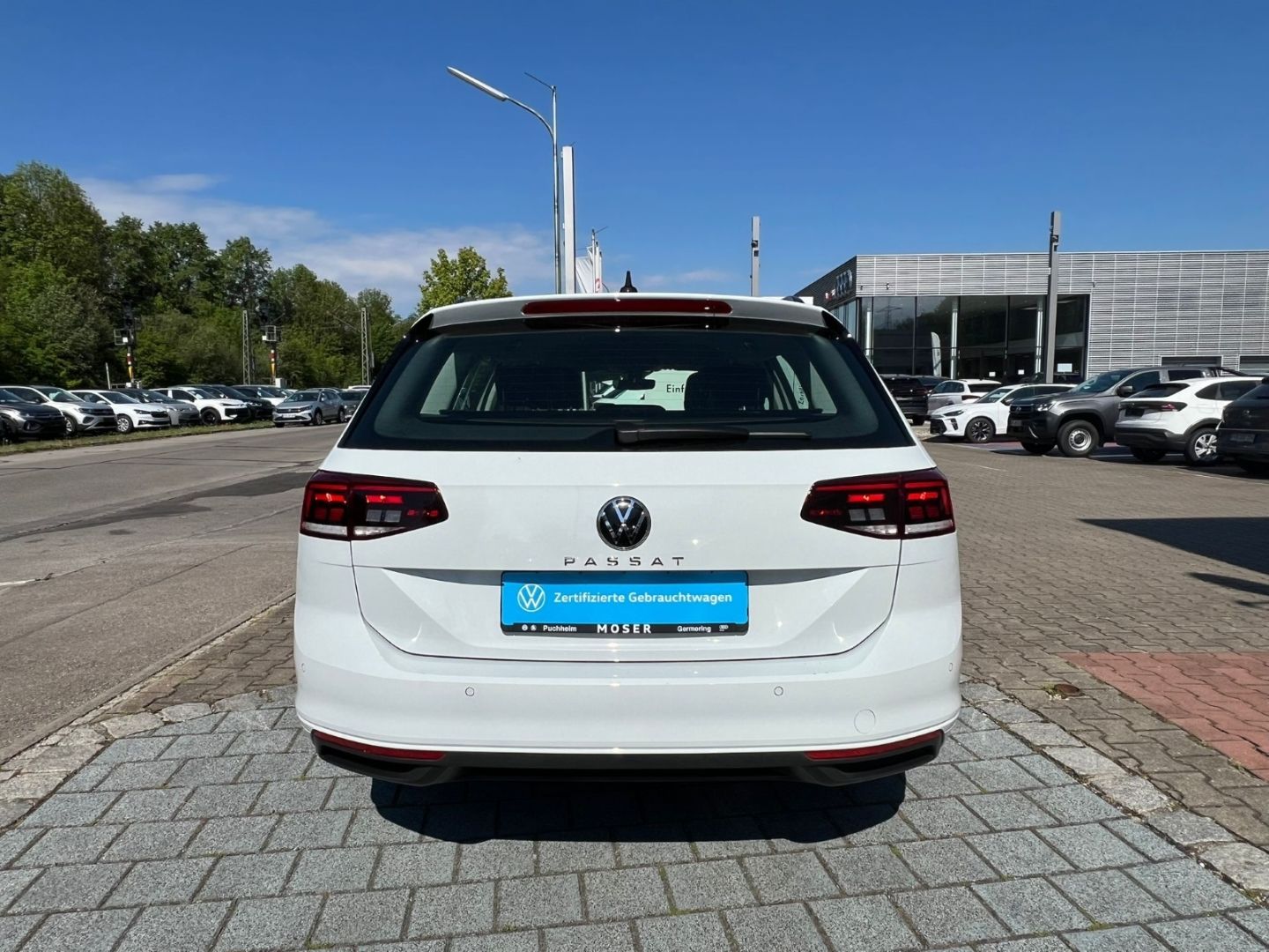 Passat Variant Business 2.0TDI DSG NAV*KAMERA*1H