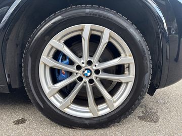 BMW X3 M40d Head-Up HK HiFi DAB LED WLAN RFK PDC