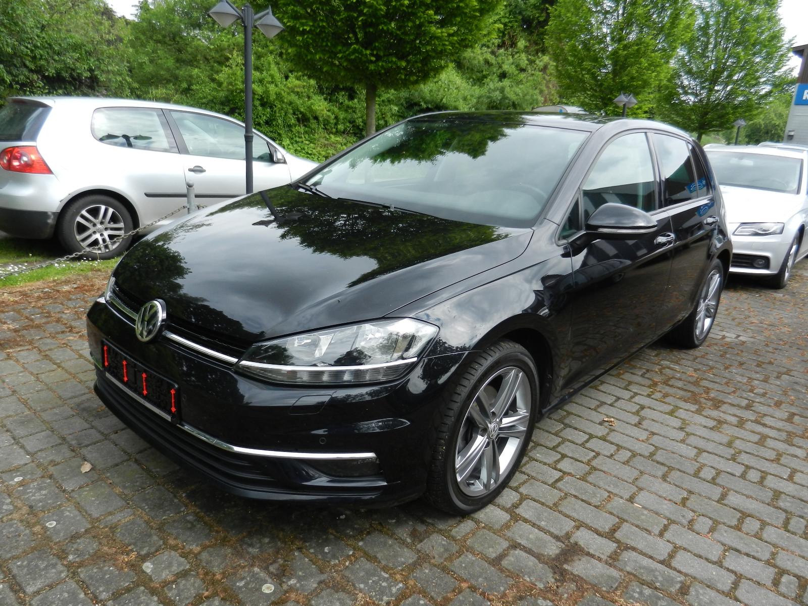 Volkswagen Golf VII 2.0 TDI BMT  Klima Alu Dach Navi PDC