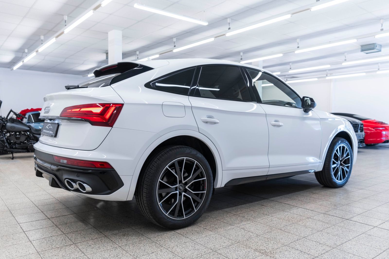 Fahrzeugabbildung Audi SQ5 Sportback 3.0L TFSI ACC 360° LED PANO MEMORY