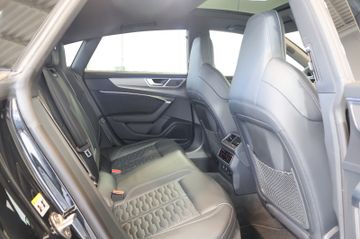 Audi RS7 4.0 TFSI V8 qu. KERAMIK+B&O+HUD+360°+PANO+22