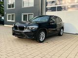 BMW xDrive 20i Advantage HUD/NAVI/LED/PDC/GARANTIE - BMW X3: Advantage