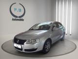 Volkswagen Passat Lim *PDC*TEMPOMAT*TOP! - gebrauchte VW Passat aus dem Jahr 2011