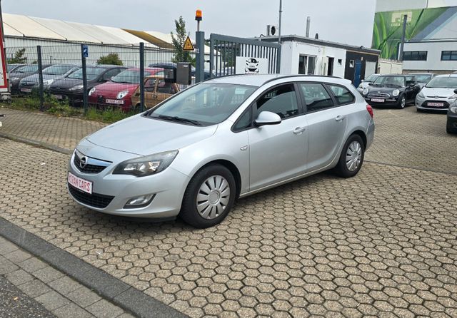 Opel Astra J Sports Tourer Selection