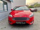 Ford Focus Turnier Titanium*TÜV NEU*Kamera*Scheckheft - Ford Focus Gebrauchtwagen in Frankfurt