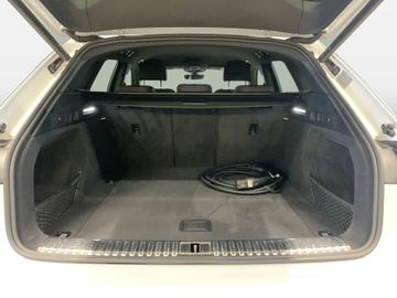 Audi Q8 e-tron - 11