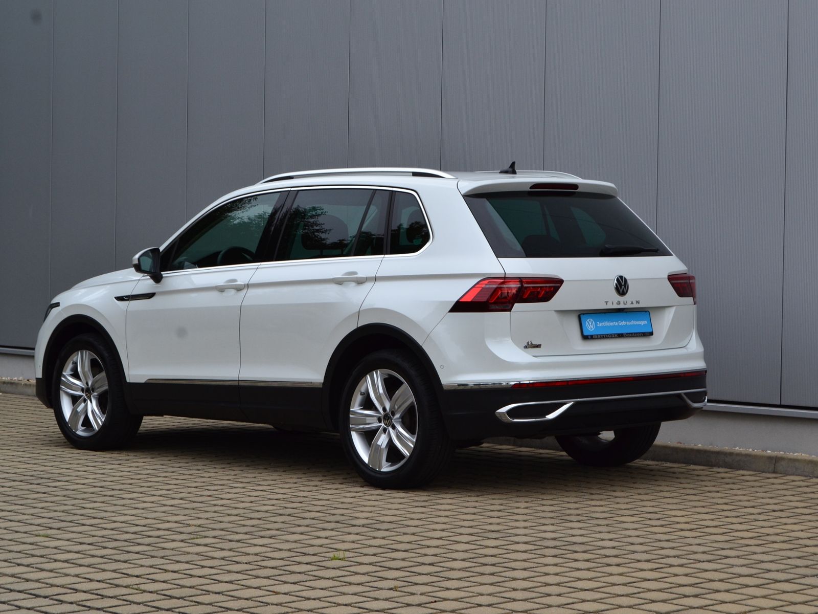 Tiguan 1.5 TSI 150 PS DSG Elegance AHK/SPORT-PAK
