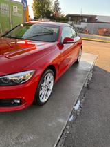 BMW 420i xDrive Coupé Advantage A Advantage - rote BMW 420