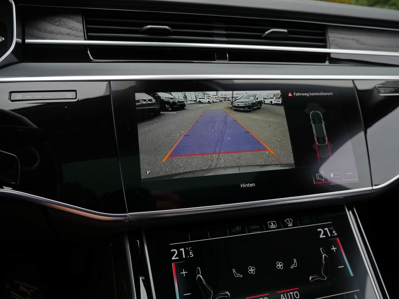 Audi A8 - Bild 16
