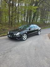 Mercedes-Benz E 320 AVANTGARDE Avantgarde - Mercedes-Benz E 320 in Bielefeld
