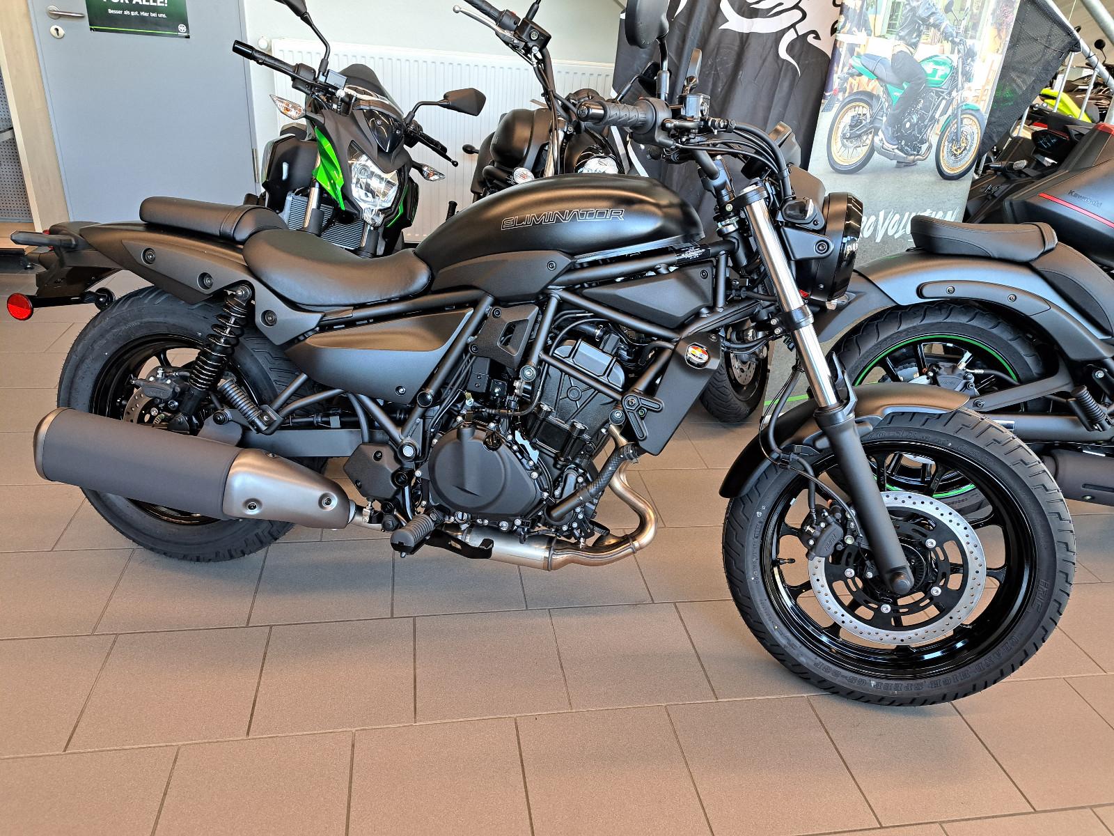 Kawasaki Eliminator 500