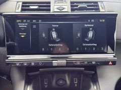 Fahrzeugabbildung DS Automobiles DS 7 BlueHDI 130 Aut. OPERA LEDER Panoramadach