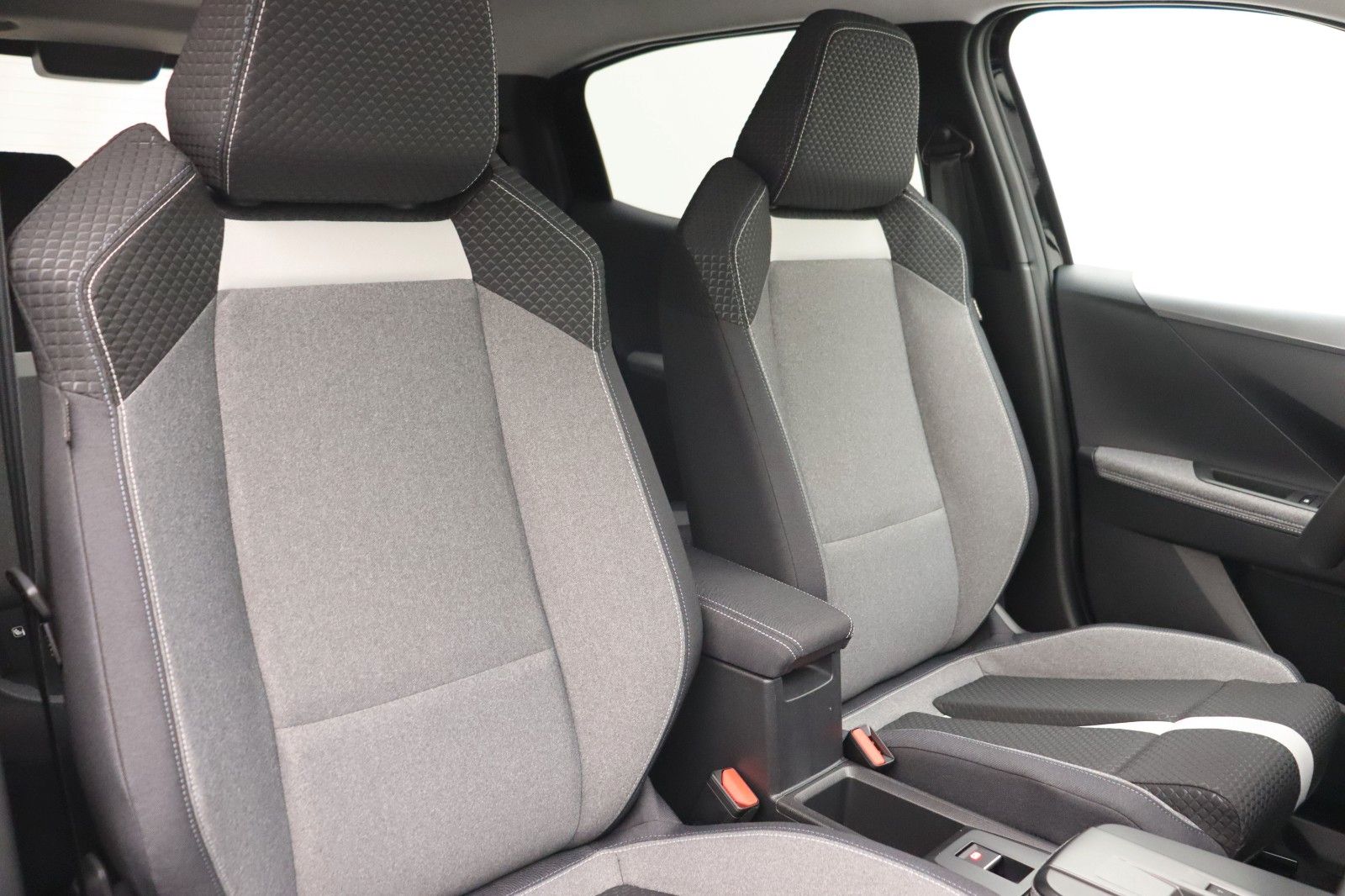 Fahrzeugabbildung Opel Frontera GS Mild Hybrid/Navi/LED/Tempo