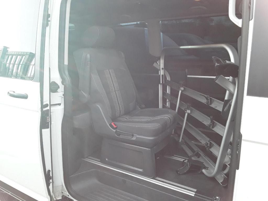 Fahrzeugabbildung Volkswagen T5 Multivan Edition 25 DAB GRA Side-Assist PDC