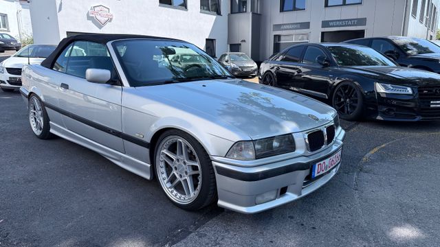 BMW 320i Cabrio Sport Edition