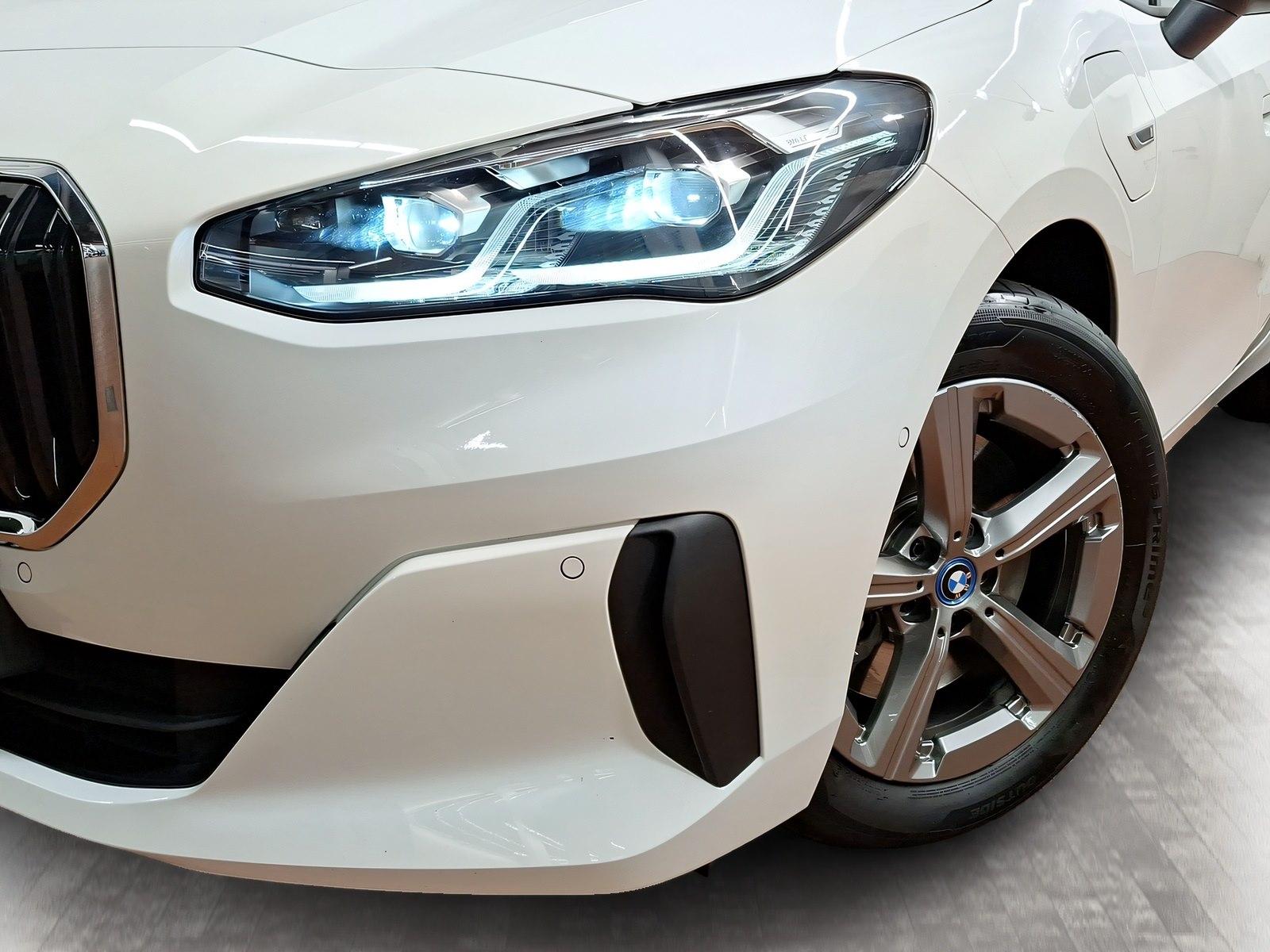 BMW 230e xDrive Active Tourer Driv.Assist.Prof LED