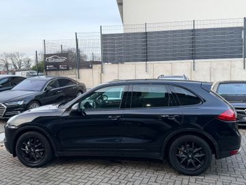 Porsche Cayenne - 9