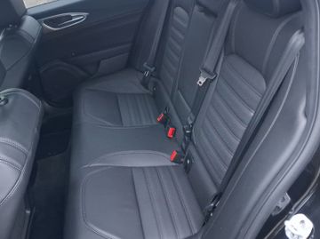 Alfa Romeo Giulia Veloce 2.0 Turbo 16V Q4 Kam.+KeyLess+SHZ