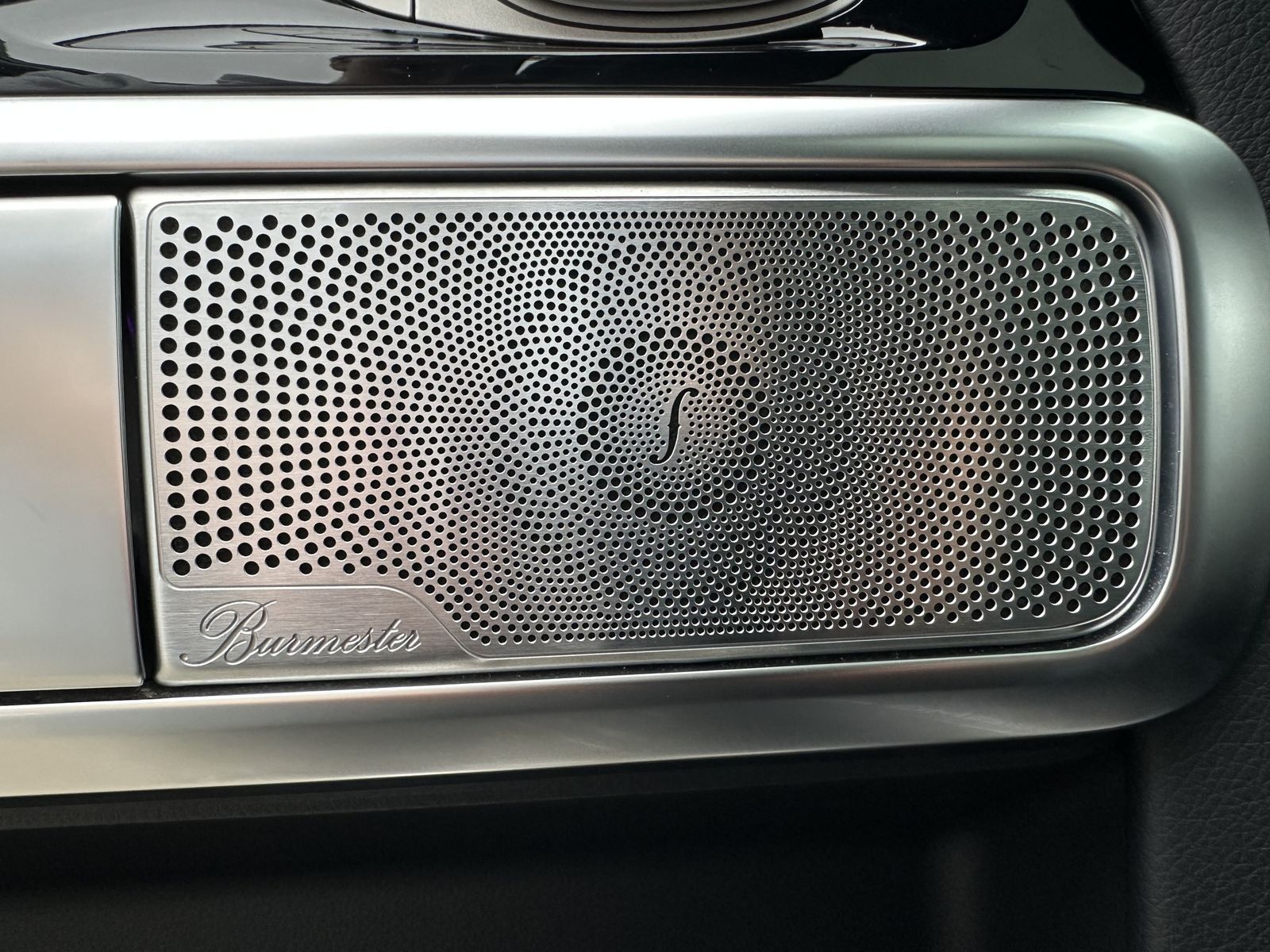 Fahrzeugabbildung Mercedes-Benz G 63 AMG Driver's Package NAV+LED+GLASDACH+360°