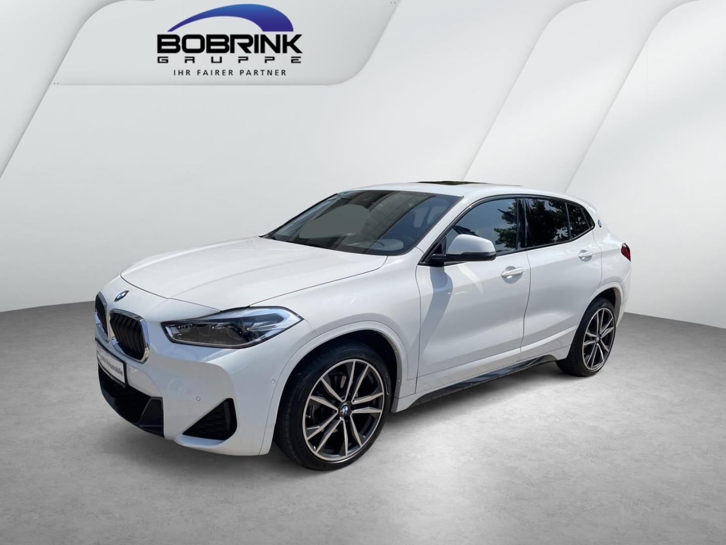 BMW X2 sDrive 18i M-Sport Navi Pano RFK Hifi Sonnens