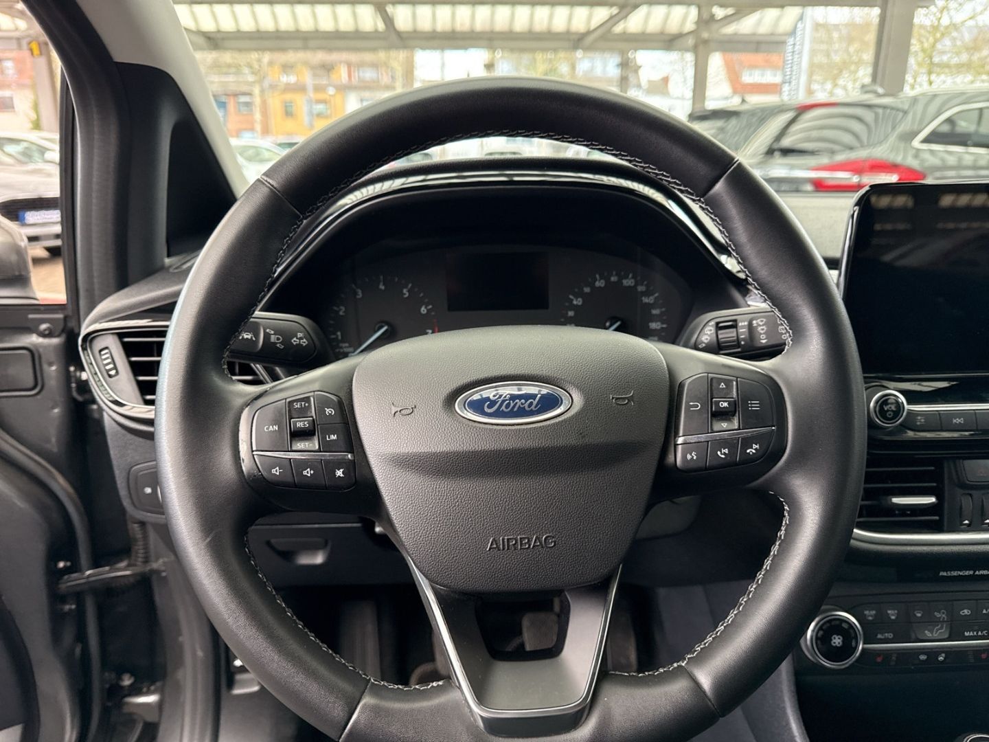 Fahrzeugabbildung Ford Fiesta Titanium 1.0 Mild Hybrid LED Winterpaket