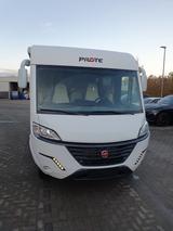 Pilote G690 GJ 1.Hand Hubstützanlage 180PS Autom. Top A - Pilote Integrierter