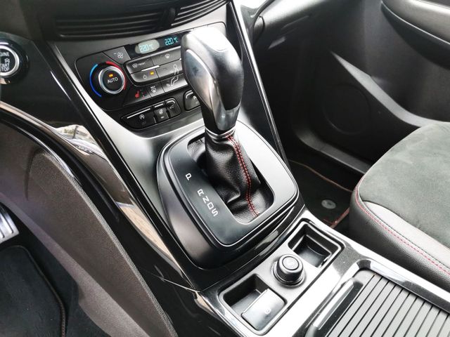Ford Kuga ST-Line 4WD Titanium Navi SHZ Kamera ACC